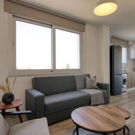 Phaedrus Living Coral Suites Aquatic Larnaca Bagian luar foto