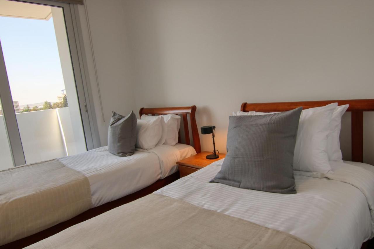 Phaedrus Living Coral Suites Aquatic Larnaca Bagian luar foto