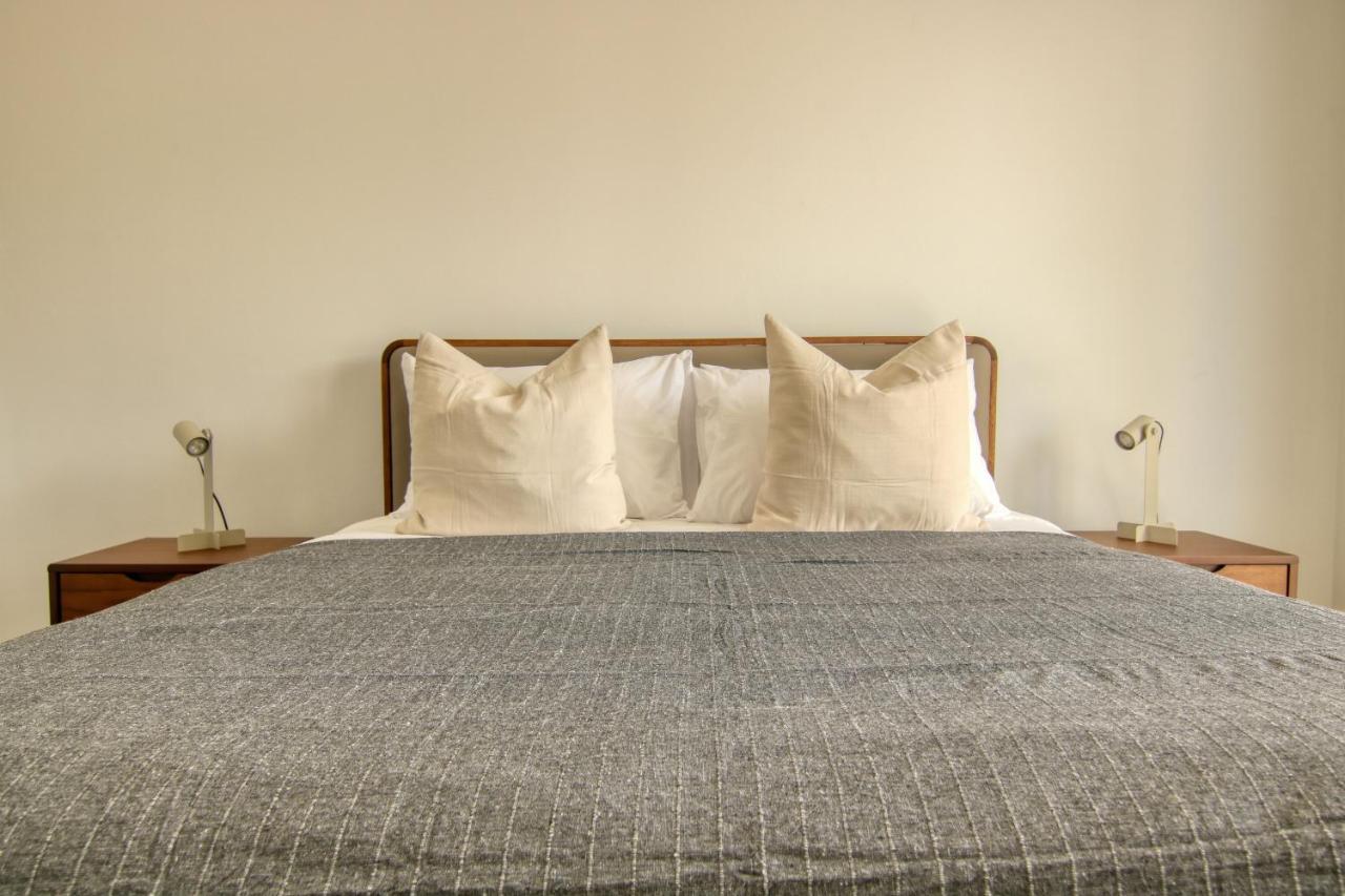 Phaedrus Living Coral Suites Aquatic Larnaca Bagian luar foto