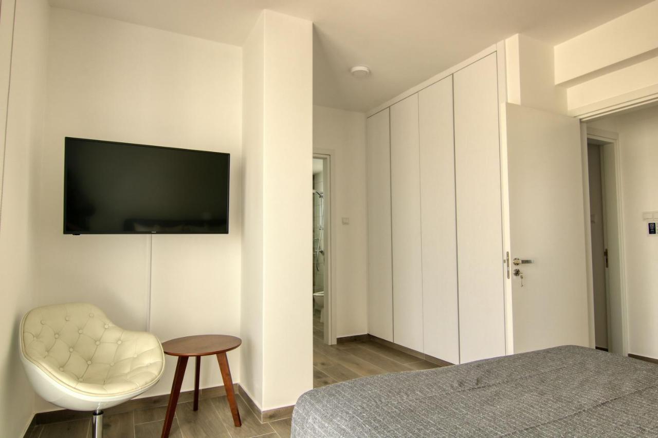 Phaedrus Living Coral Suites Aquatic Larnaca Bagian luar foto